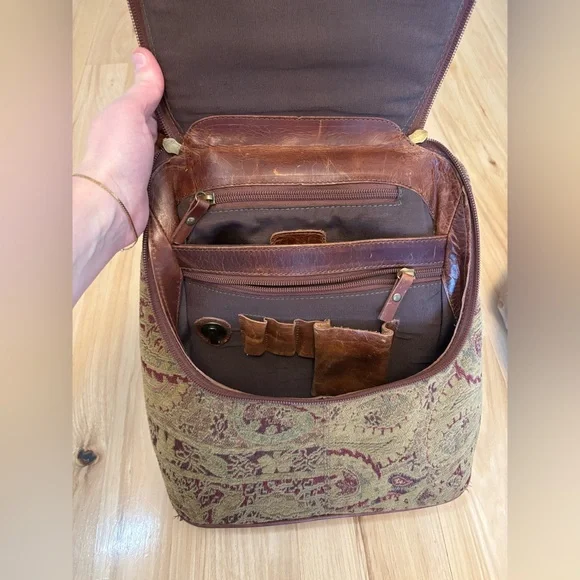 J.Jill floral tapestry 90s leather sling backpack boho Cottagecore - Picture 5 of 11